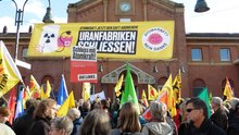 Demo-gegen-Atomkraft.jpg