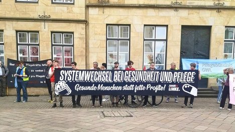 2022-05-12_Systemwechsel_bei_Gesundheit_und_Pflege.jpg